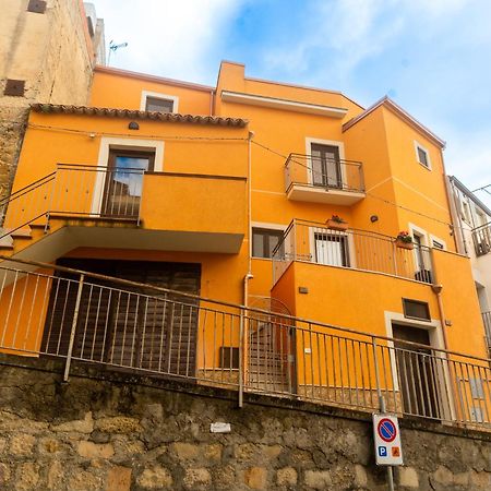 Villa Domus Teja Agira Exterior foto